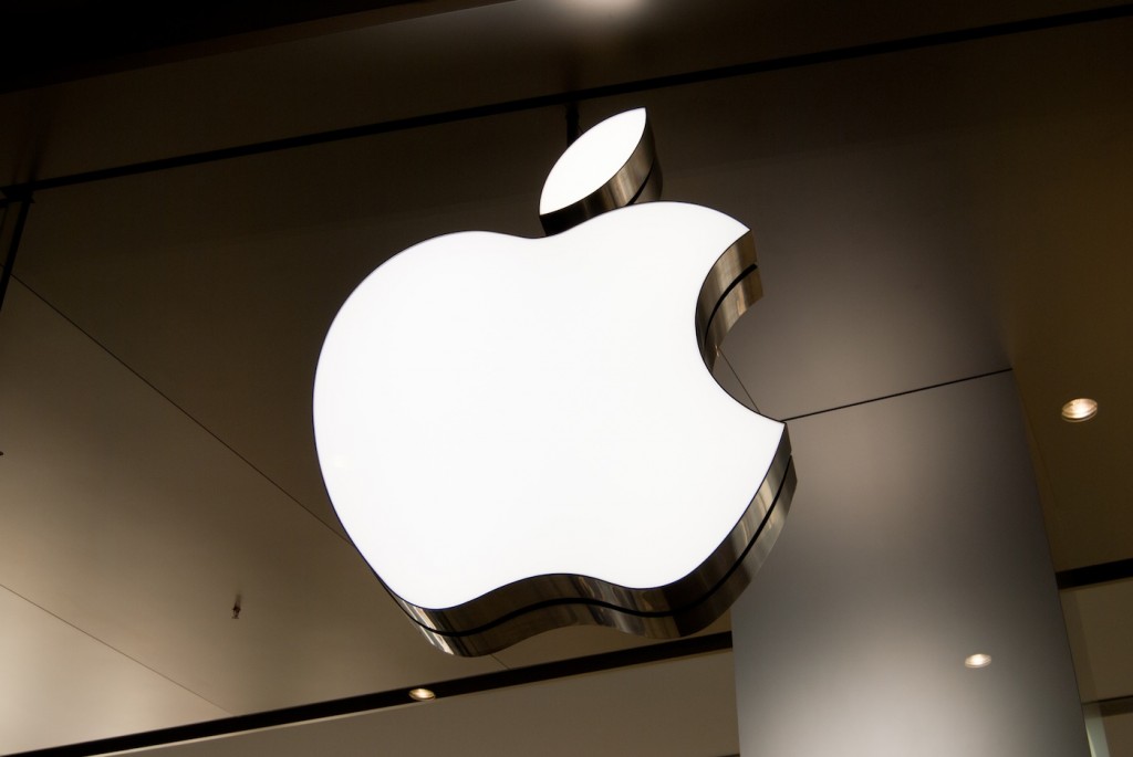 ТЕХНИКУ APPLE ЗАПРЕТИЛИ ПРОДАВАТЬ В КРЫМУ